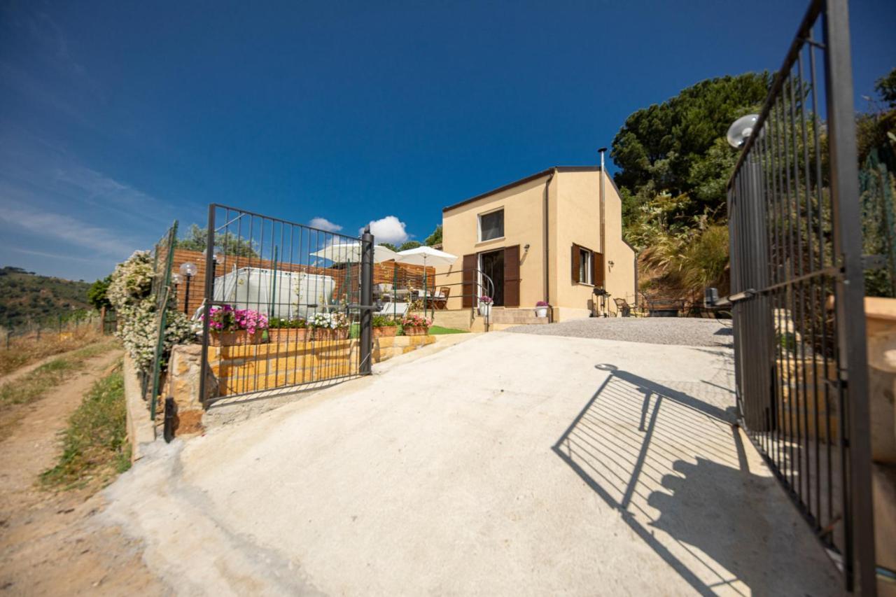 Casa Vacanze Villa Baronessa Cefalù Exterior foto